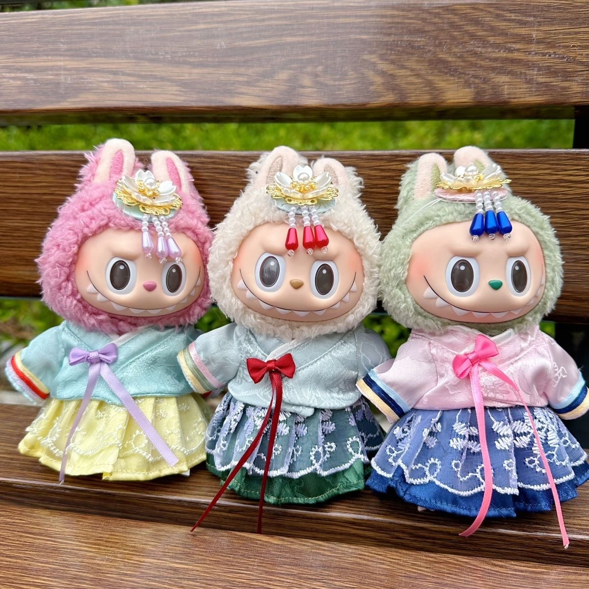 Ropa de muñeca con colgante La - Traditional Korean Lifestyle reseña y precio